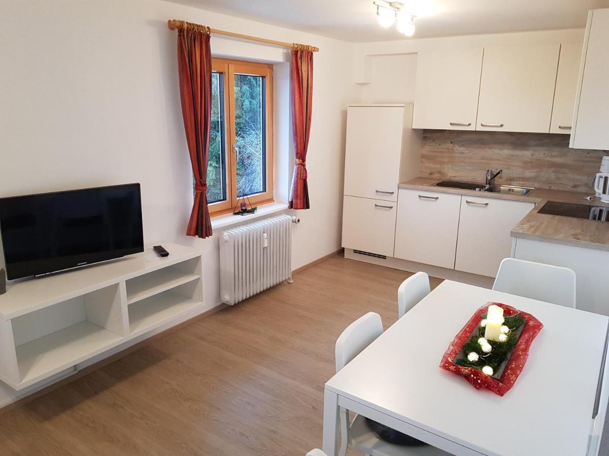 Schoenblick Hotel Garni Ferienwohnungen Lindenberg im Allgäu Esterno foto